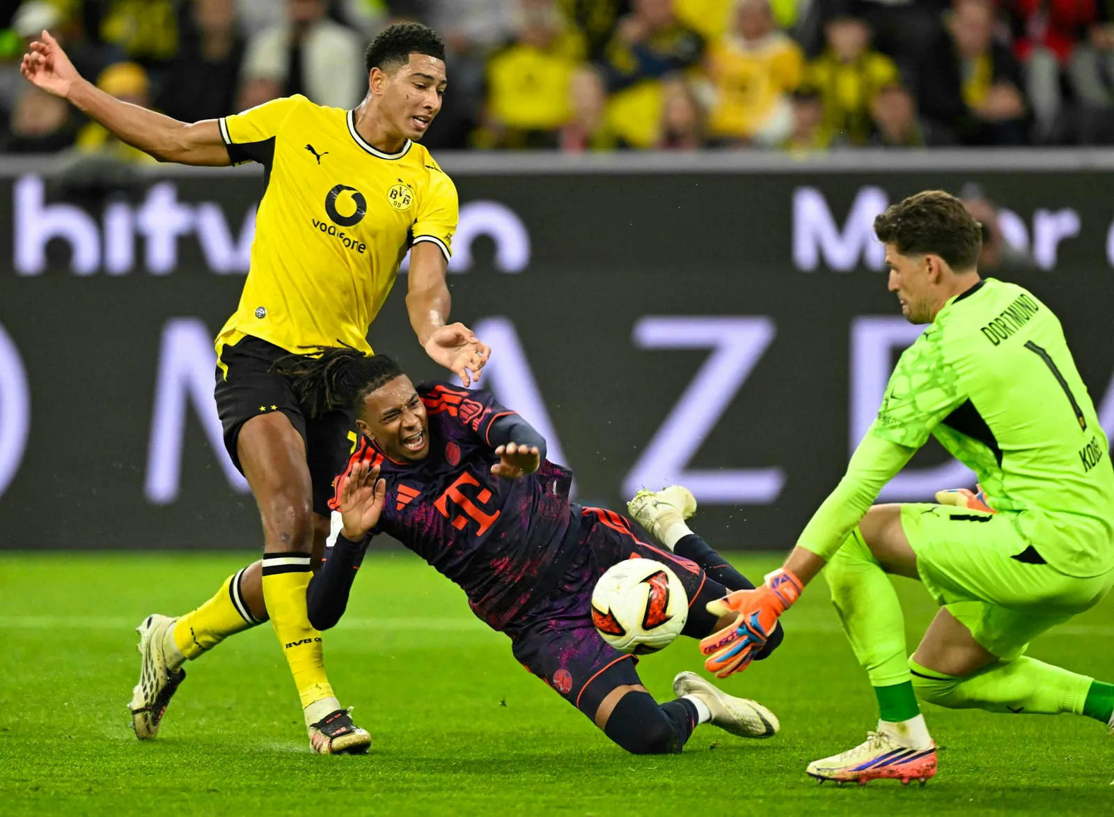 Kobel und der BVB scheitern an Bayern und Olise.